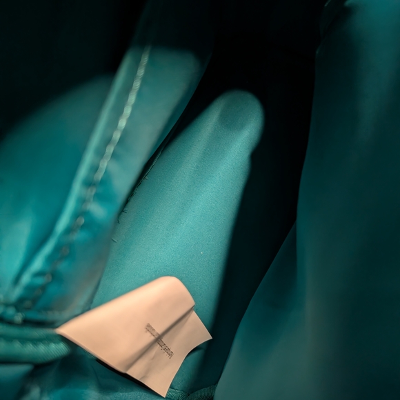 Loungefly Pocahontas Cream Backpack - Picture 4 of 6